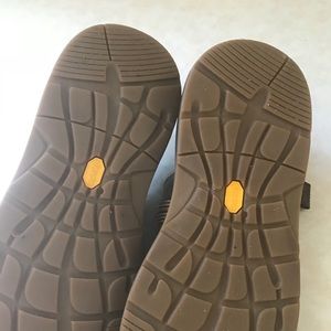 Chaco Toecoop suede slingback mules